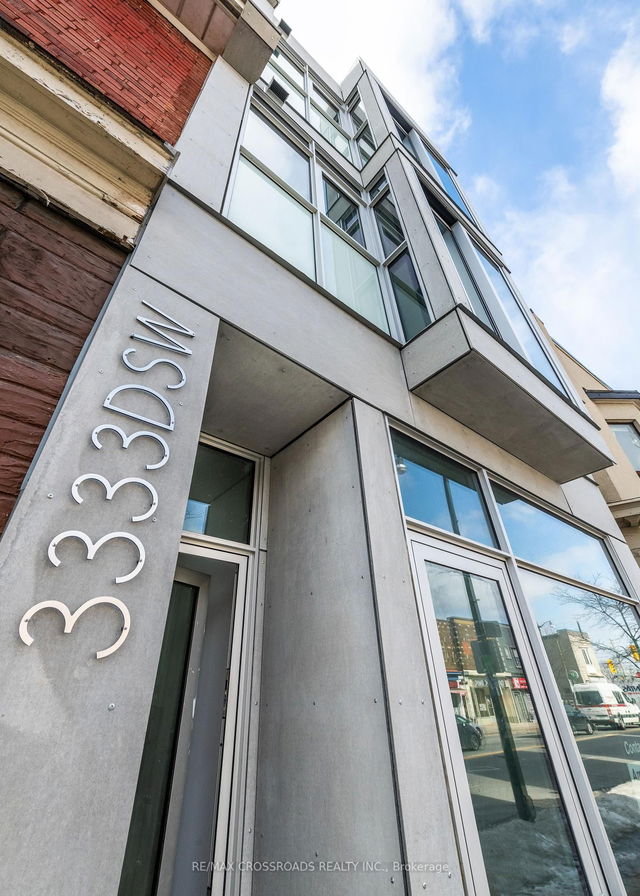 3333 Dundas Street