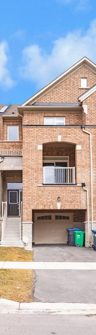 Townhouse for sale at 21 Gemma Place, Brampton, Heart Lake, L6Z 0J5 - MLS: W12156984