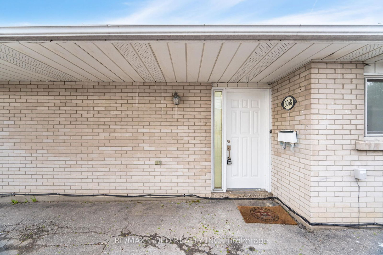 Semi-Detached House for sale at 3068 Morning Star Drive, Mississauga, Malton, L4T 1X2 - MLS: W12157004