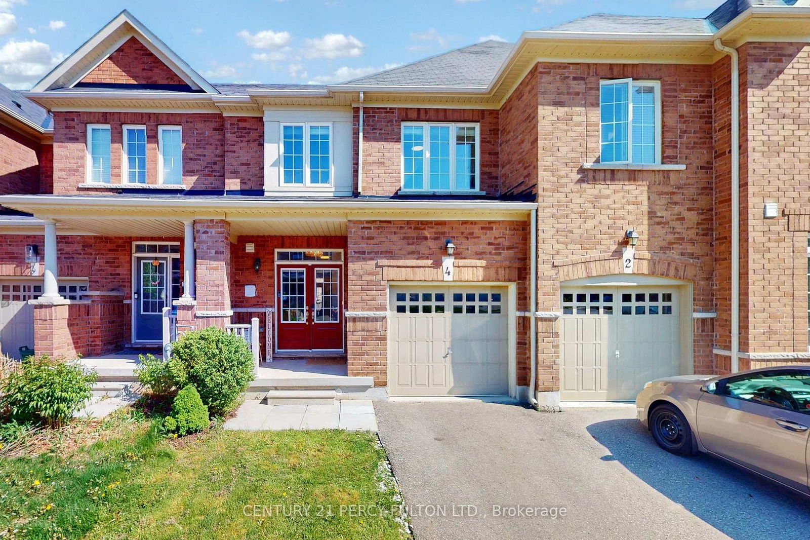 Townhouse for sale at 4 Munch Place, Milton, Willmott, L9T 8K6 - MLS: W12157080