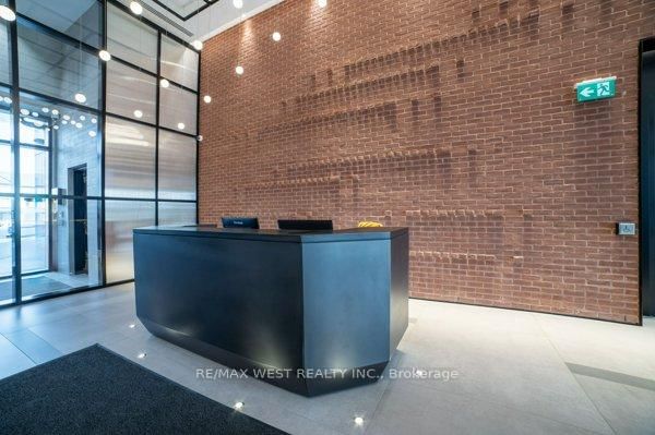 102 - 3220 William Coltson Ave, Oakville, L6H 7W6 | Image 3