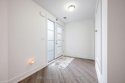 Unit 104 — 17 Centre St, Orangeville - Orangeville image-0-4