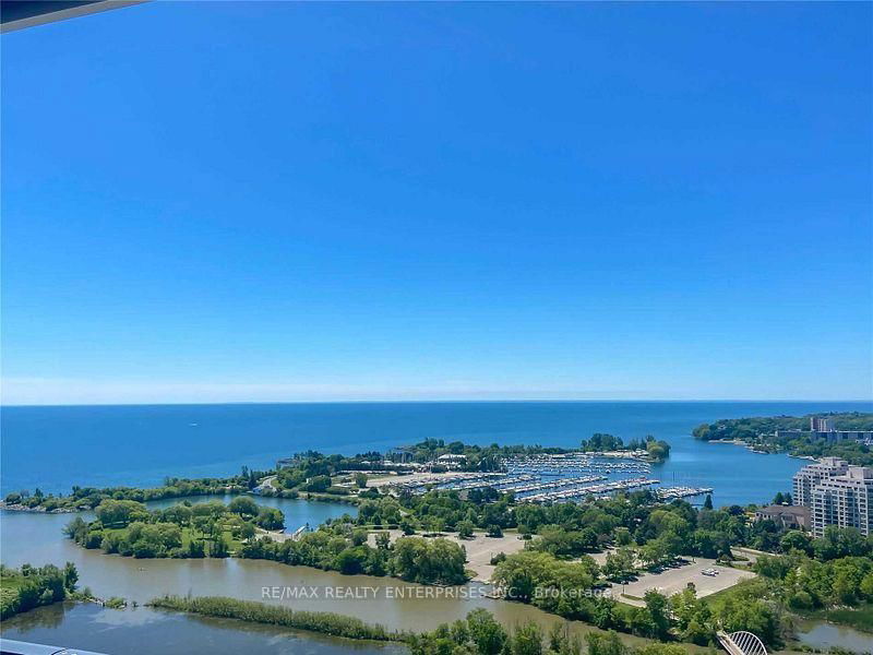 home for lease on 2402-20 Shore Breeze Drive