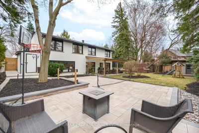 6 Ainsley Gdns, Toronto - Princess-Rosethorn image-0-3