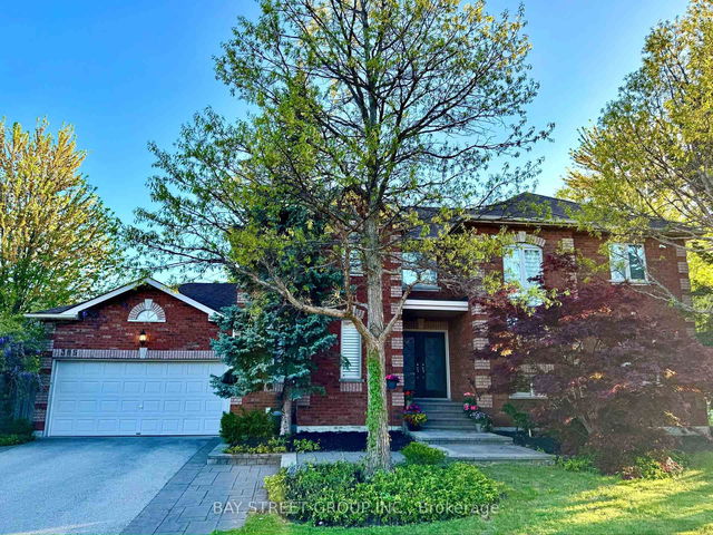 385 Ambleside Drive