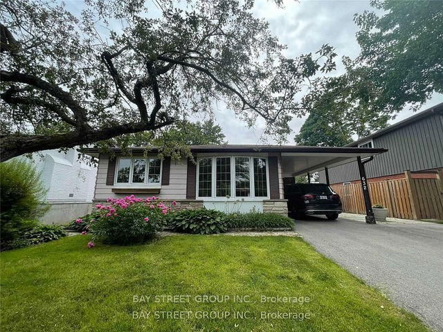 632 Ardleigh Crescent