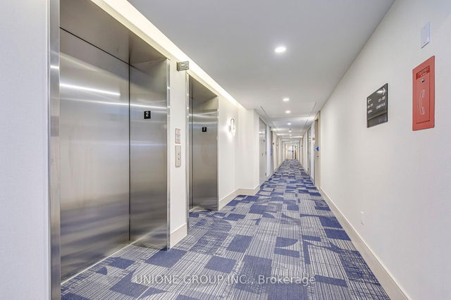 203 - 3006 William Cutmore Boulevard