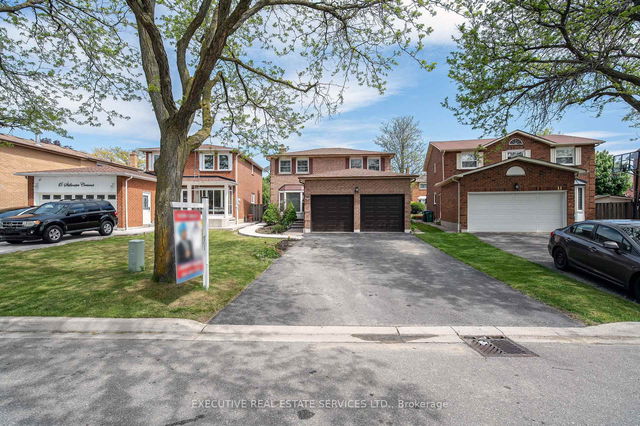 13 Stillwater Crescent