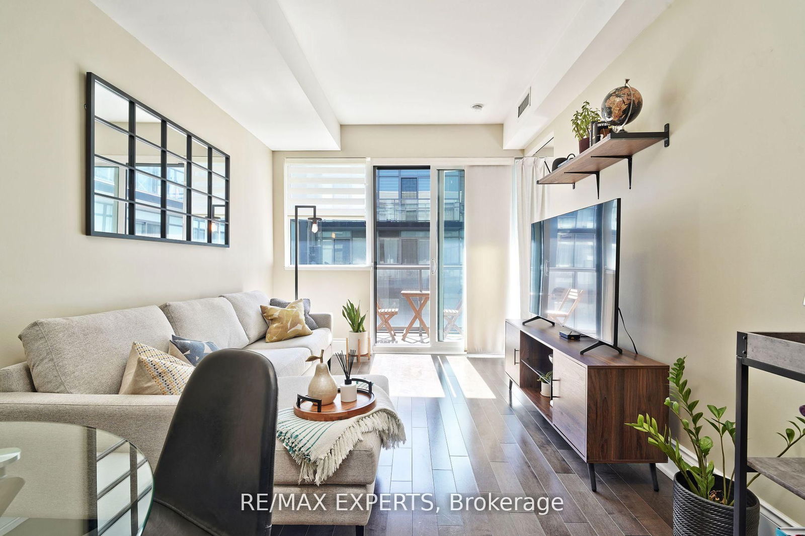 Condo for sale at 1017-15 James Finlay Way, Toronto, Downsview-Roding-CFB, M3M 0A2 - MLS: W12158183