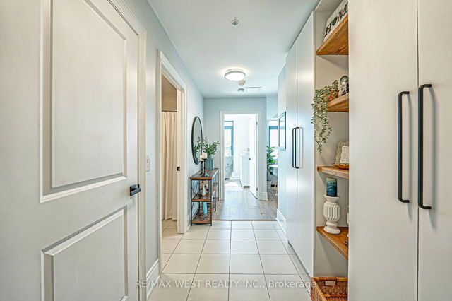 223 - 2522 Keele Street
