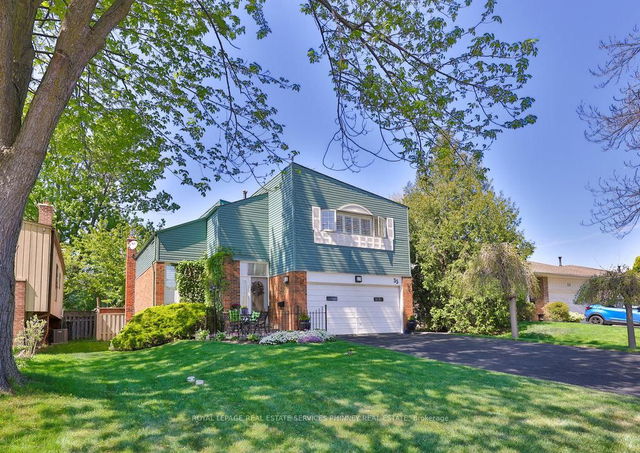 35 Bowshelm Court