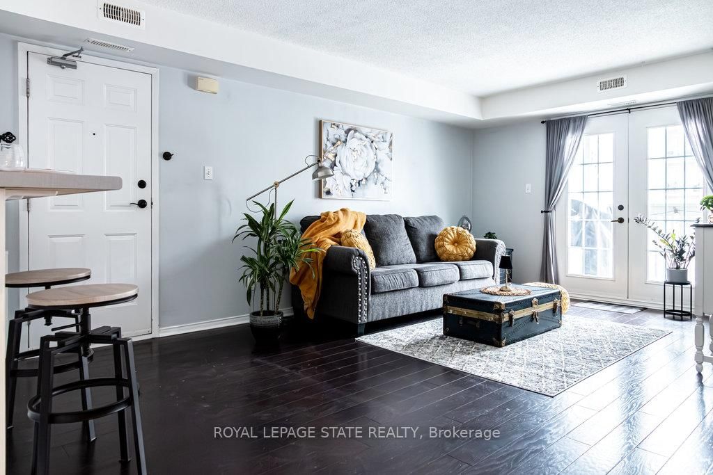 Condo for sale at 322-2010 Cleaver Avenue, Burlington, Headon, L7M 4C1 - MLS: W12158811