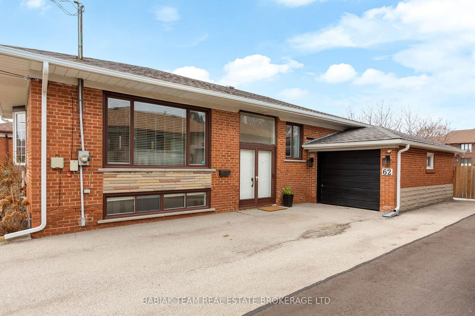 Detached House for sale at 62 Burr Avenue, Toronto, Rustic, M6L 1T8 - MLS: W12159059