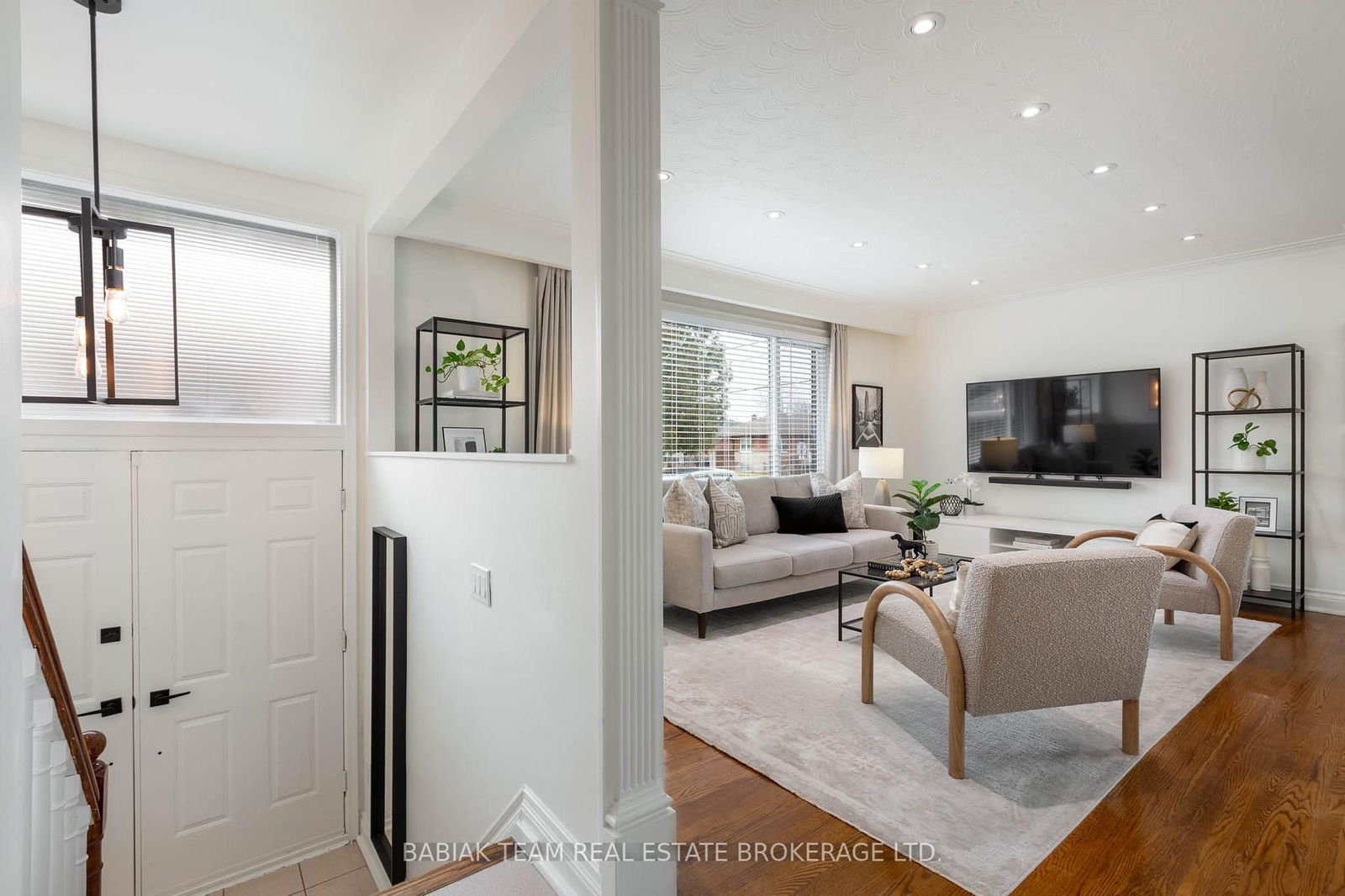 Detached House for sale at 62 Burr Avenue, Toronto, Rustic, M6L 1T8 - MLS: W12159059