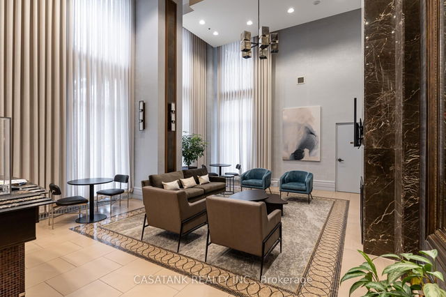 707 - 385 Prince Of Wales Drive