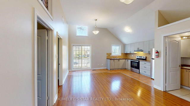 2B - 75 Rosemount Avenue