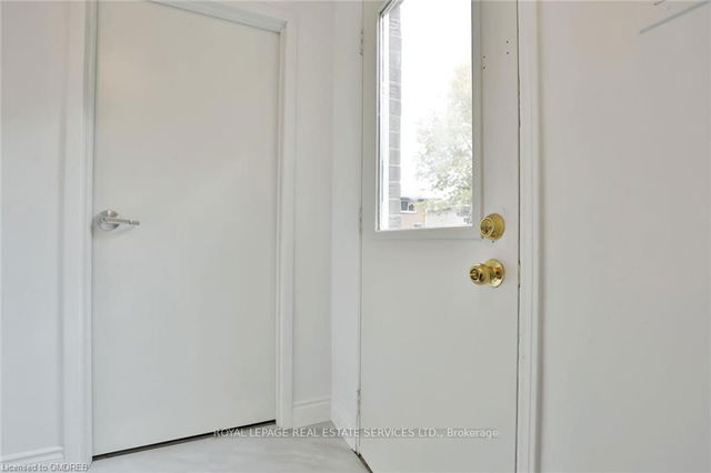 Lower - 277 Mississaga Street