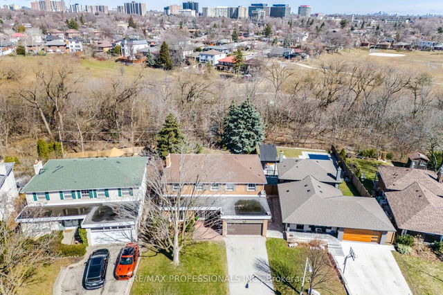 37 Thicket Road