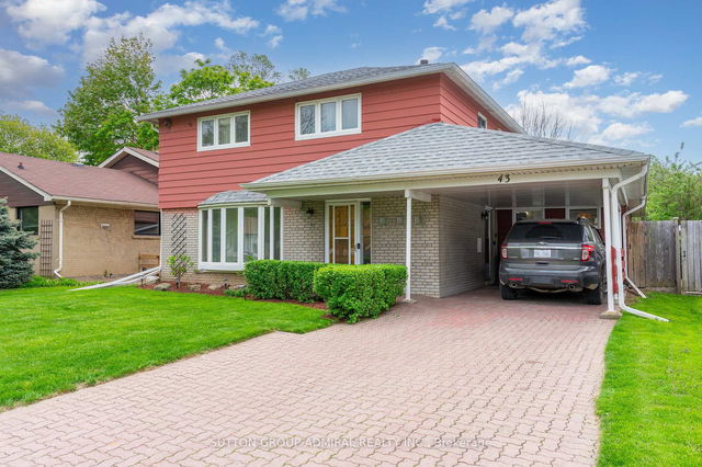 43 Vanderbrent Crescent
