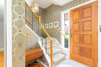 43 Vanderbrent Cres, Toronto - Willowridge-Martingrove-Richview image-0-3