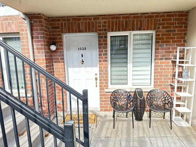 1028 - 3045 Finch Avenue