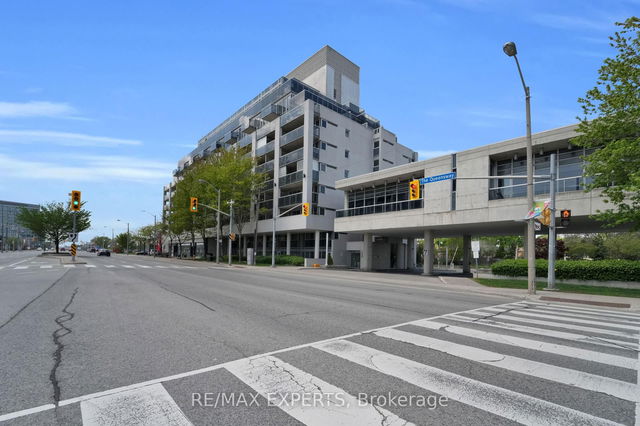516 - 1050 The Queensway N/A