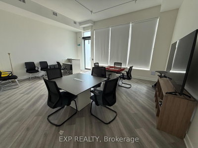 49 Burnhamthorpe Road E — photo 4