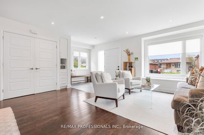 43 Bellman Ave, Toronto - Alderwood image-0-3