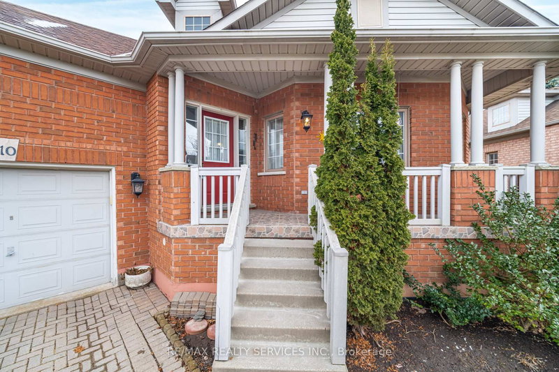 10 Orchard Park Gate, Brampton, L6R 1W5 | Image 3