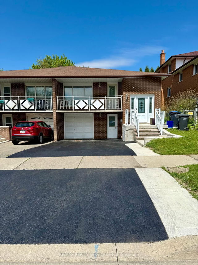 Upper - 70 Prouse Drive
