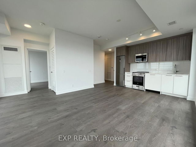 508 - 215 Veterans Drive