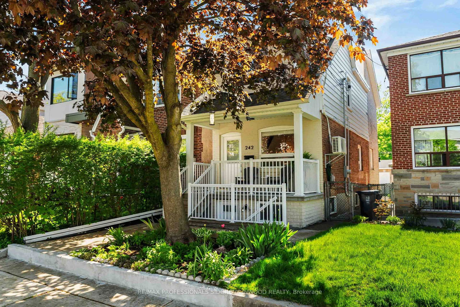 Detached House for sale at 242 Harvie Avenue, Toronto, Corso Italia-Davenport, M6E 4K6 - MLS: W12159827