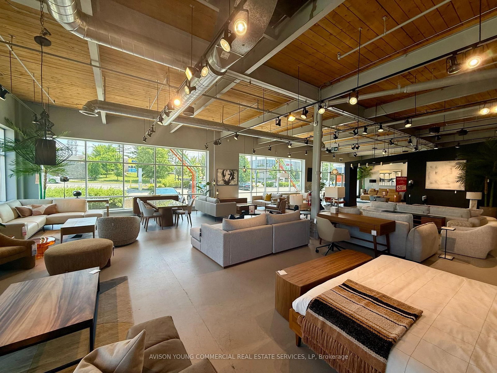 1400 Castlefield Avenue, Unit 211 - Photo 4