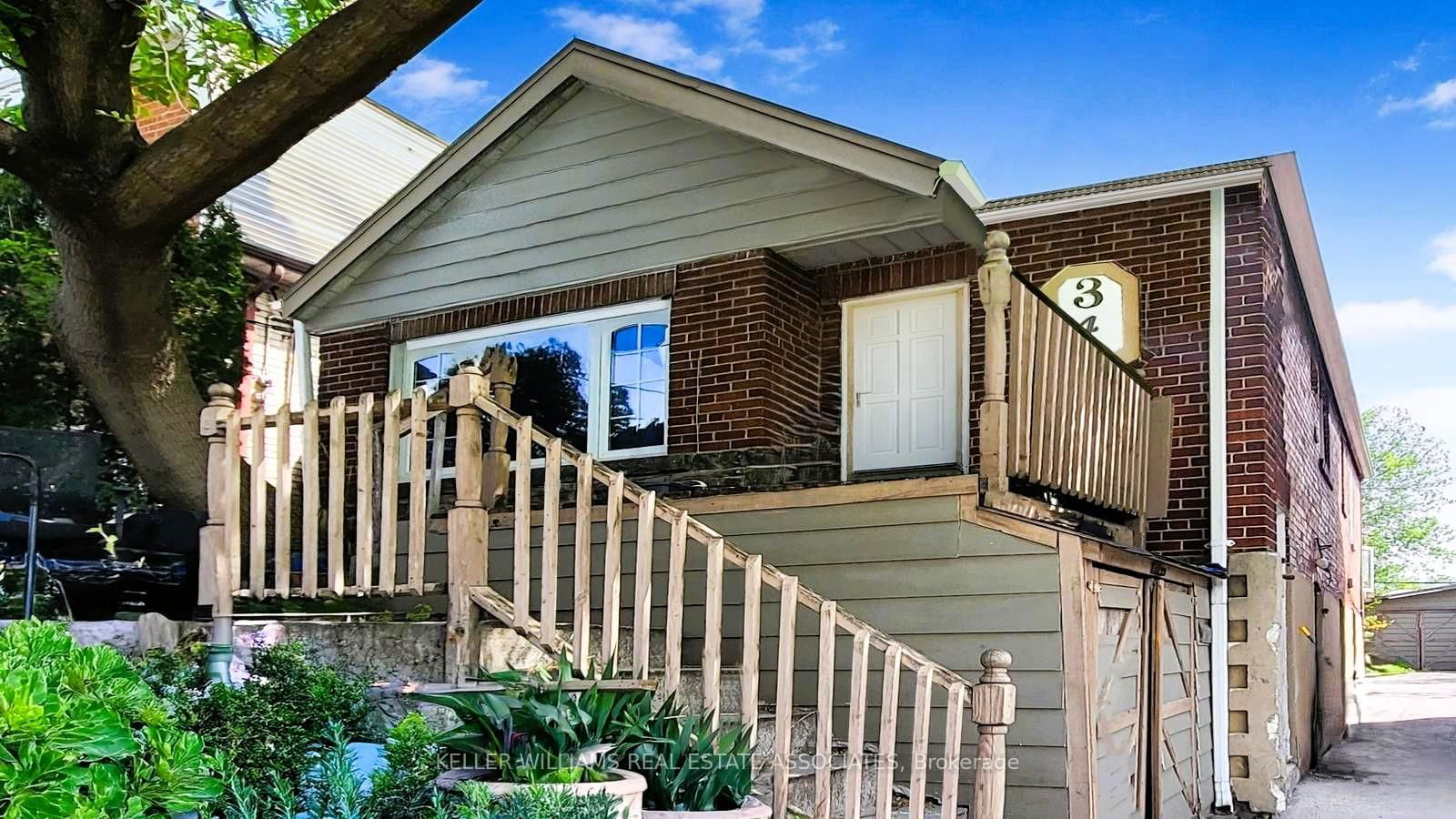 Detached House for sale at 343 Kane Avenue, Toronto, Keelesdale-Eglinton West, M6M 3N9 - MLS: W12160078