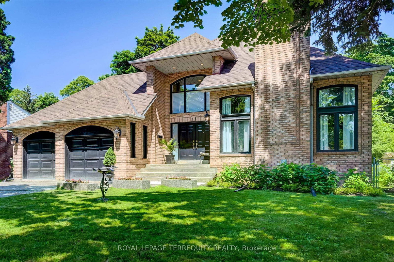 Detached House for sale at 11 Blaketon Road, Toronto, Islington-City Centre West, M9B 4V8 - MLS: W12160258