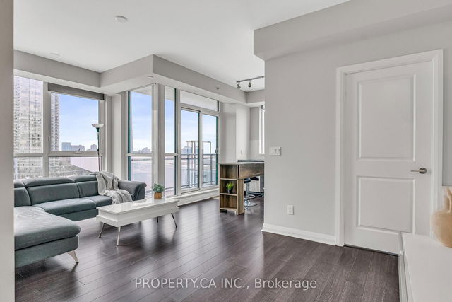 609 - 55 Eglinton Avenue