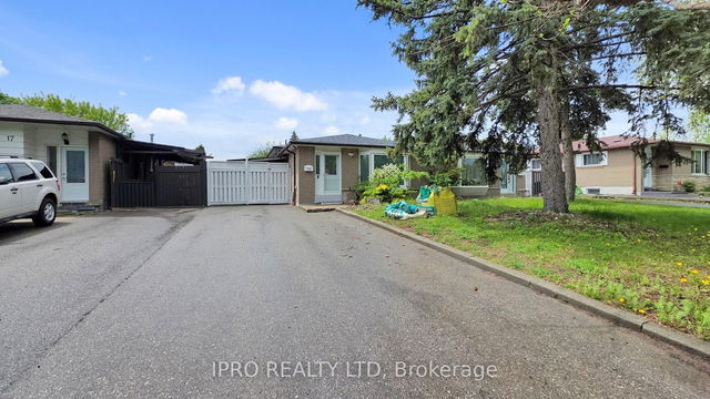 19 Flamingo Crescent