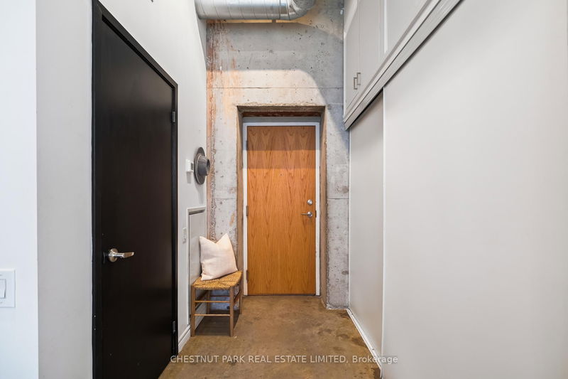 Room2