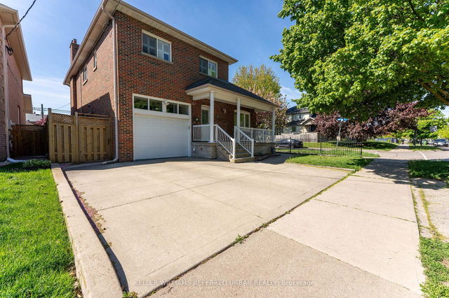 123 Simpson Avenue