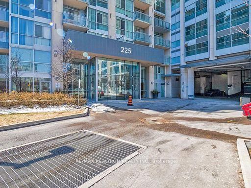 405 - 225 Webb Drive