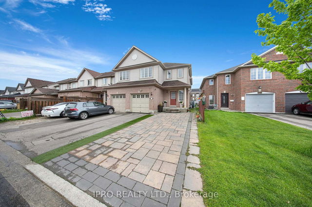 1244 Mowat Lane