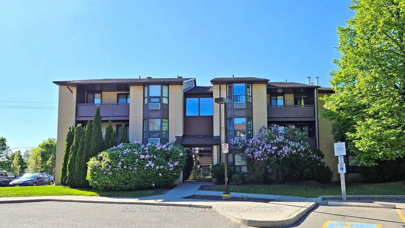 Unit 210 — 3835 Lake Shore Blvd, Toronto - Long Branch image-0-0
