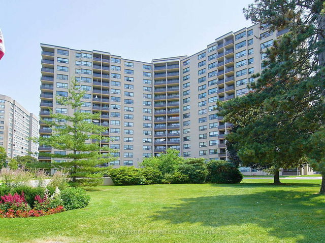 908 - 451 The West Mall N/A