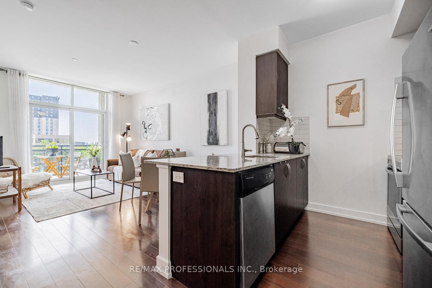 Condo for sale at 205-6 Eva Road, Toronto, Etobicoke West Mall, M9C 0B1 - MLS: W12161264