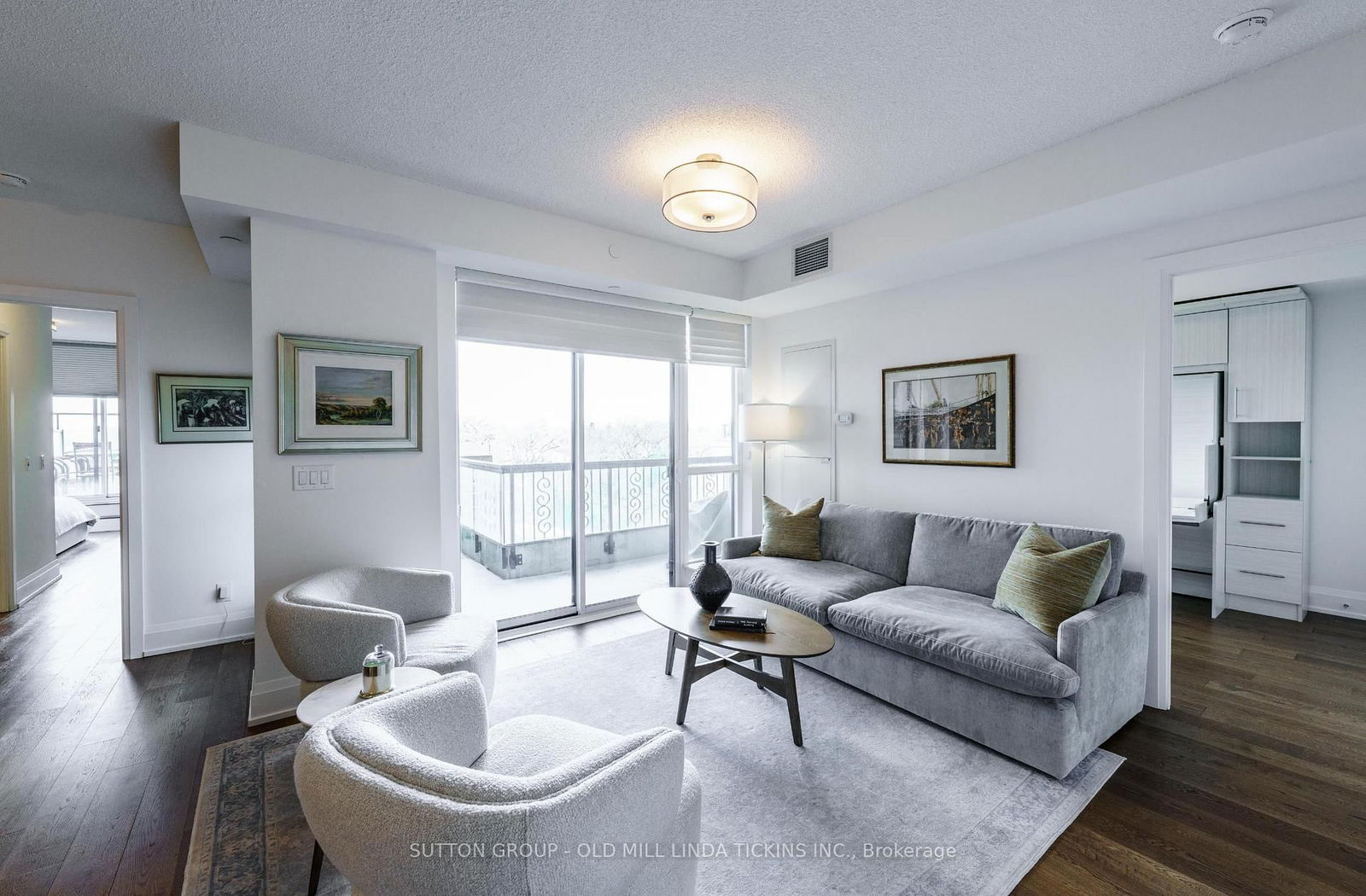 Condo for sale at 927-1 Old Mill Drive, Toronto, High Park-Swansea, M6S 0A1 - MLS: W12161360
