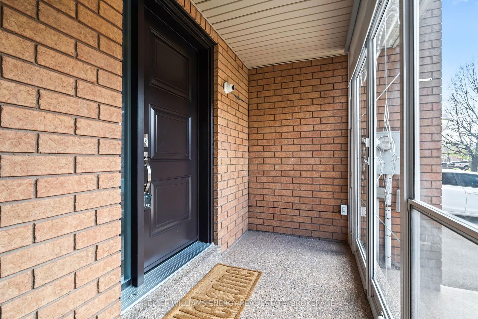 Townhouse for sale at 19 Woodstream Avenue, Brampton, Sandringham-Wellington, L6R 1M7 - MLS: W12161395