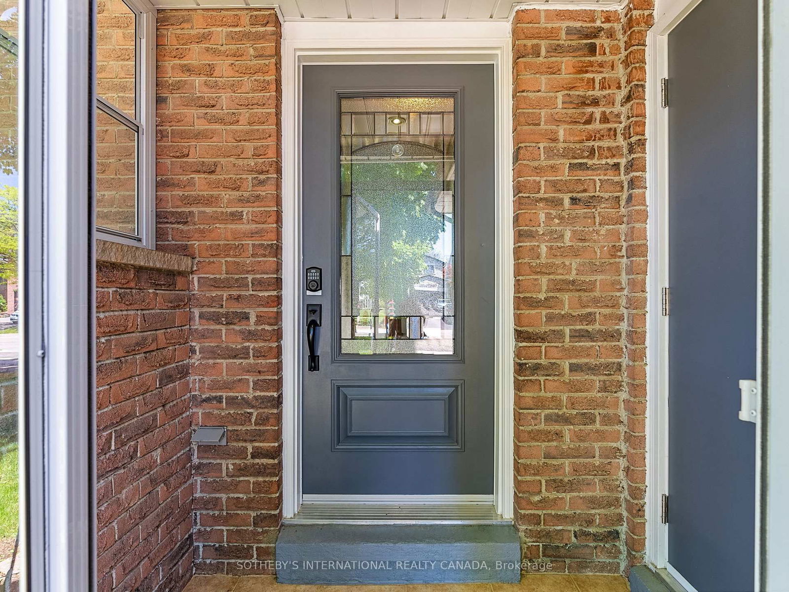 Semi-Detached House for sale at 724 Coulson Avenue, Milton, Timberlea, L9T 4J4 - MLS: W12161679