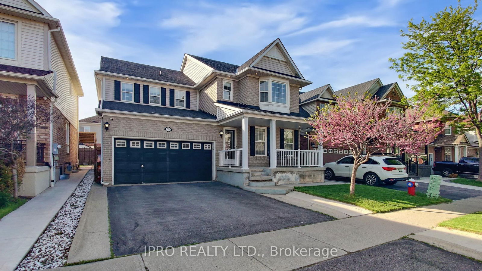 Detached House for sale at 35 Redcastle Street, Brampton, Fletcher's Meadow, L7A 1P1 - MLS: W12161735