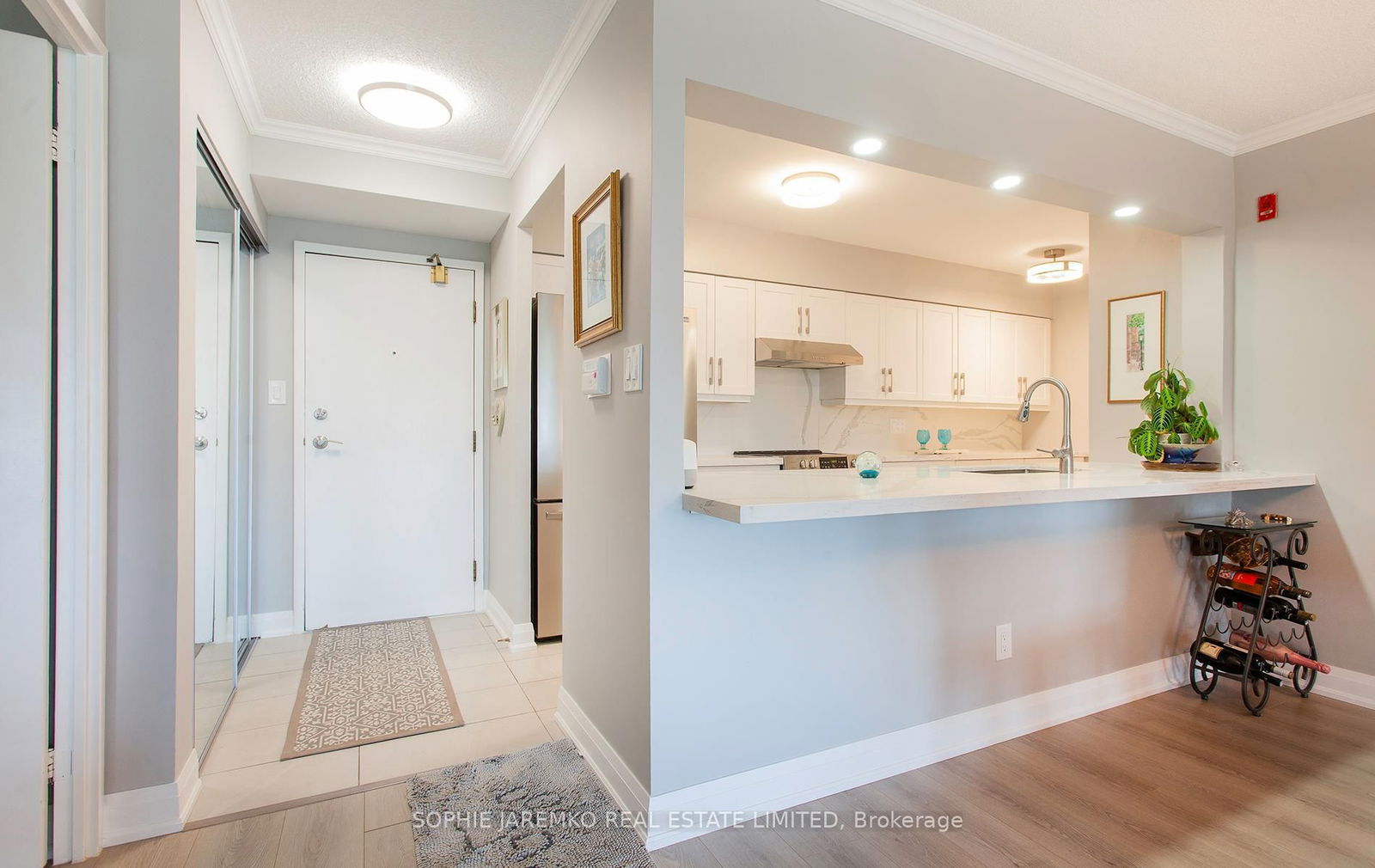 Condo for sale at 538-22 Southport Street, Toronto, High Park-Swansea, M6S 4Y9 - MLS: W12161845