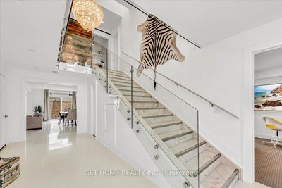564 Brock Crt, Milton - Dorset Park image-0-4
